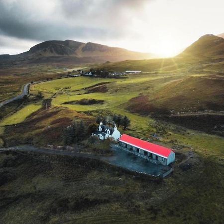 Skye Stays Staffin Exterior foto